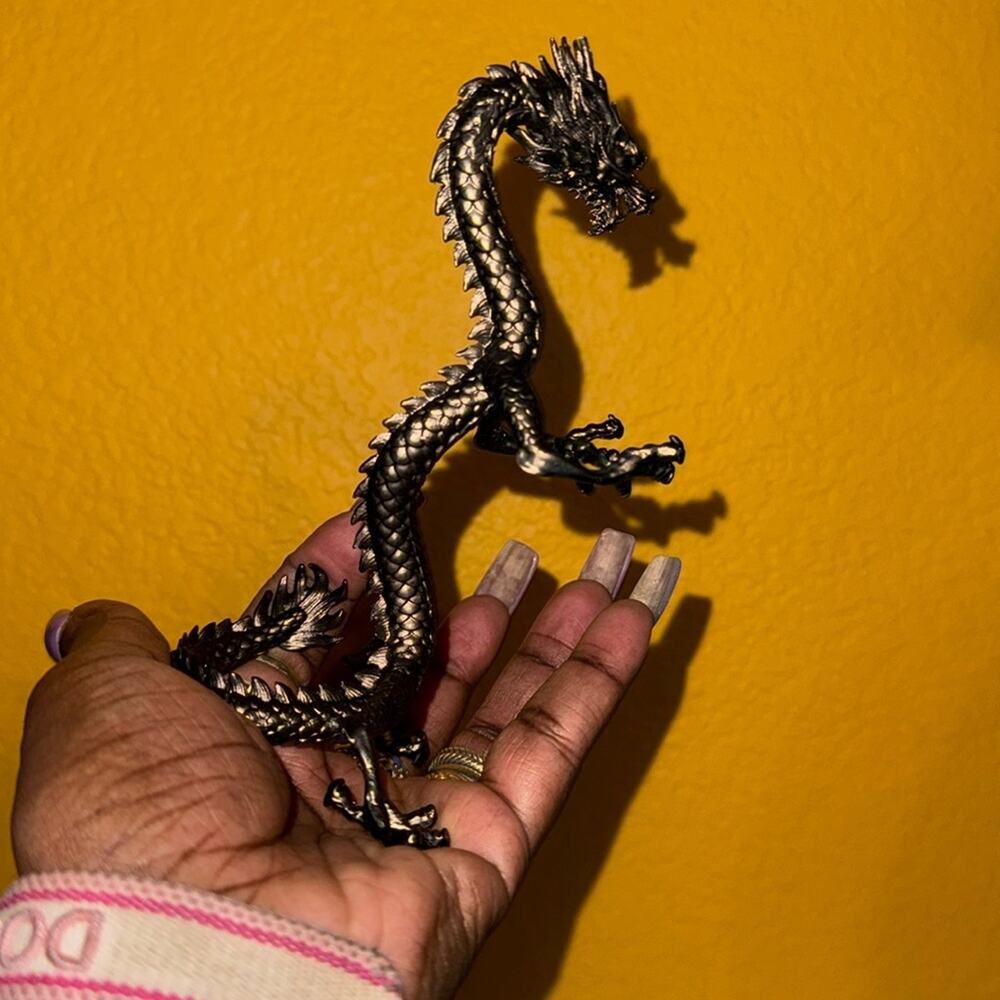 Pewter Grey Dragon holder of Crystal Spheres (Not Included - but for sale)🌹🌹